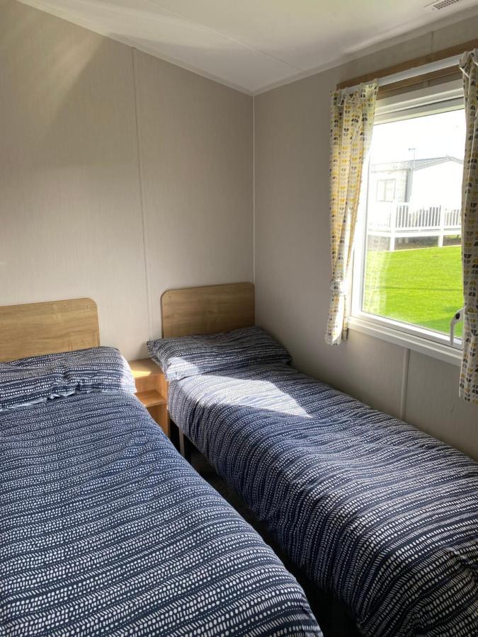 Finch 52 Hotel Scarborough Esterno foto